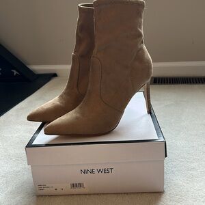 Nine West Women's Beige Sock booties